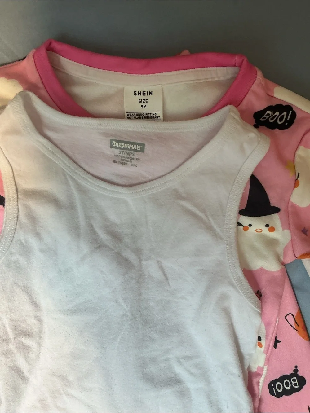 Kids Pink Ghost Print Pajama Set - Brand Unspecified size 5